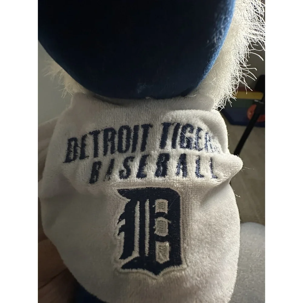 forever collectibles Monkey Detroit Tigers